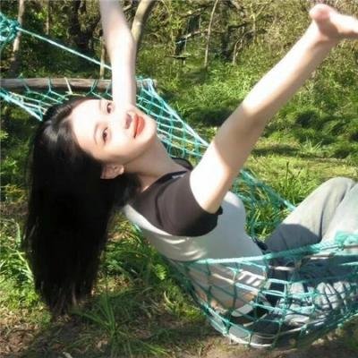 《阿尔及尔的末代王后》海报