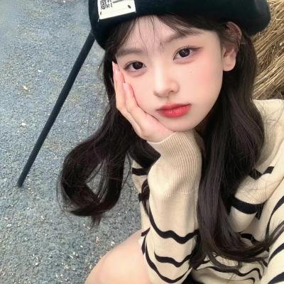 《电锯人》海报