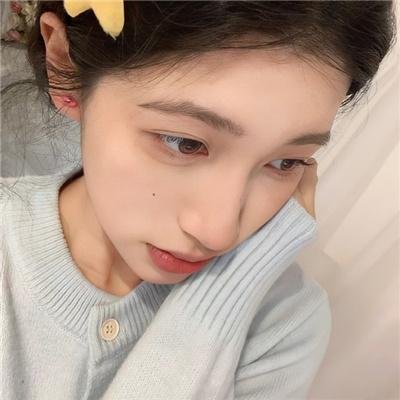 《我们的黎明》海报